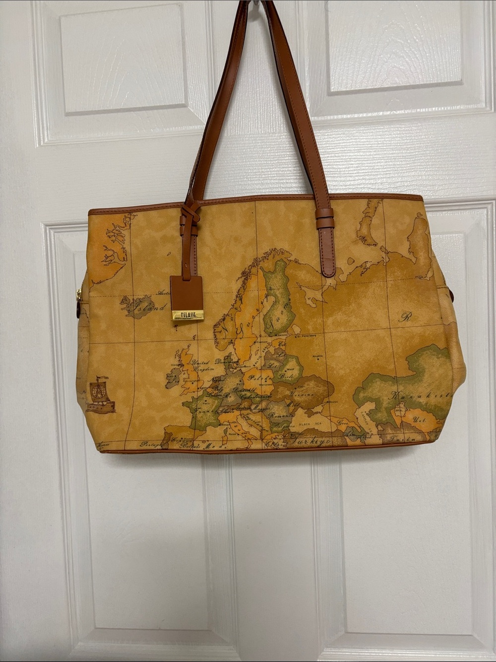 Alvaro Martini Prima Classe Geo Classic Map bag